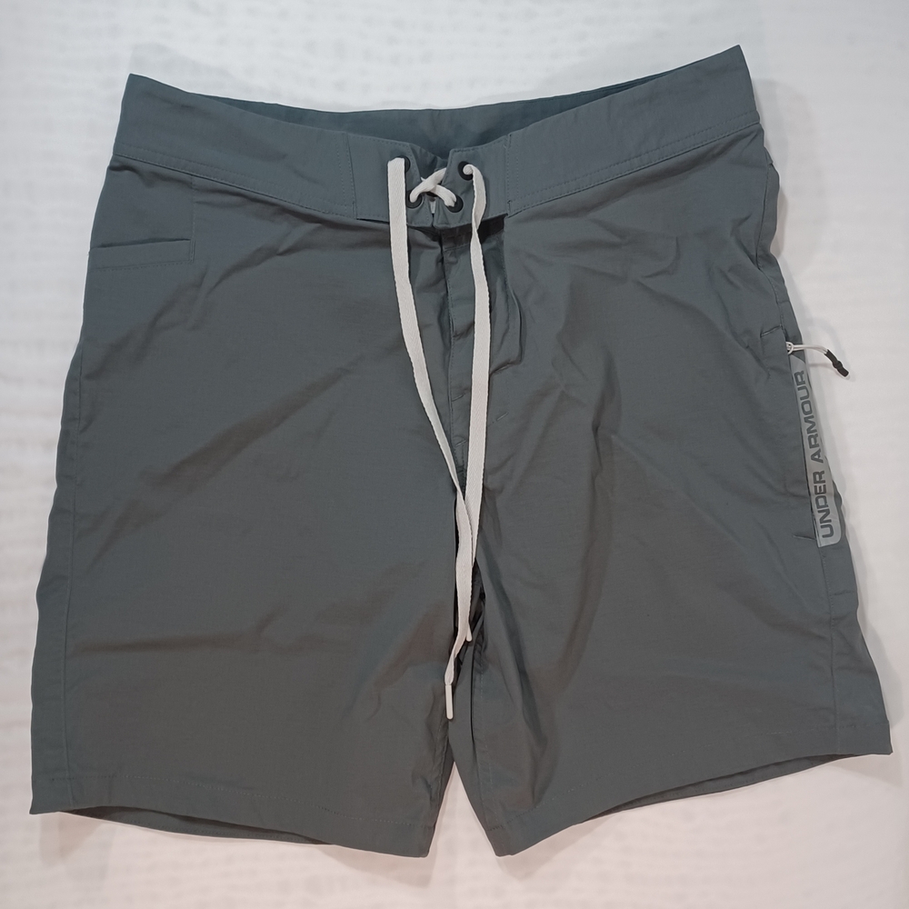 Under Armour Swim Shorts Grey Heatgear Loose Fit Men's Size 32